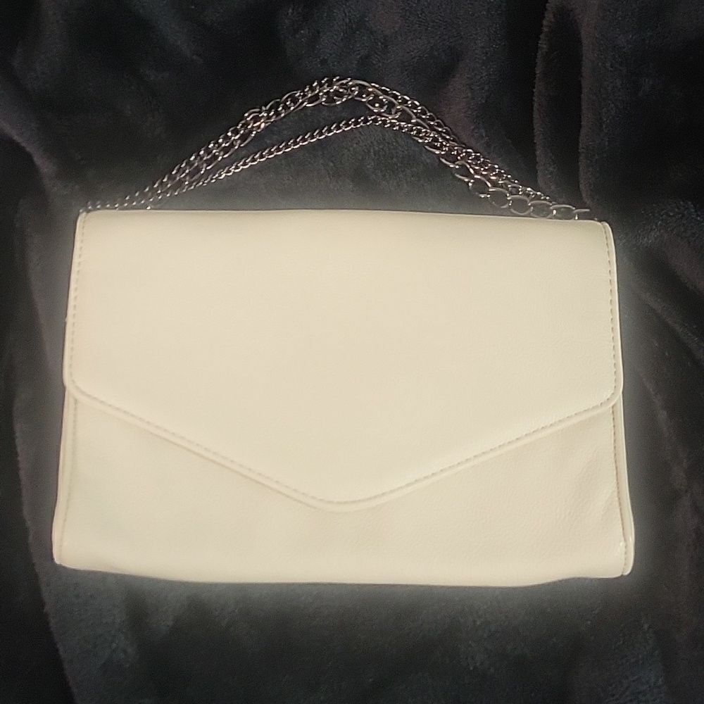 Steve Madden Elegant Cream Faux Leather Envelope Snap Closure Ladies Purse